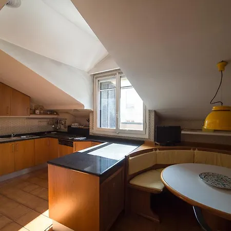 Apartment Duomo 7