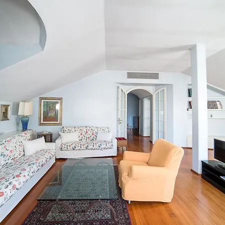 Apartment Duomo 7